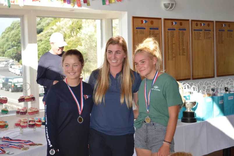 Kohimarama girls regatta