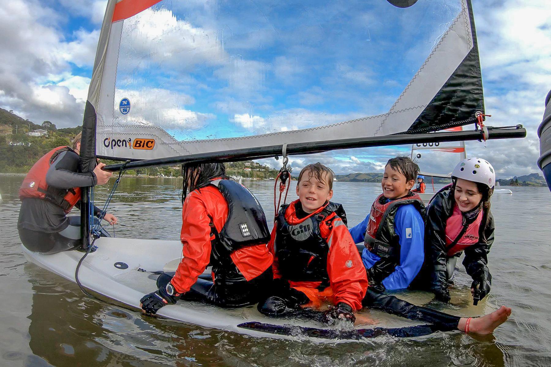 blakey knows where loyalties lie in esailing champs